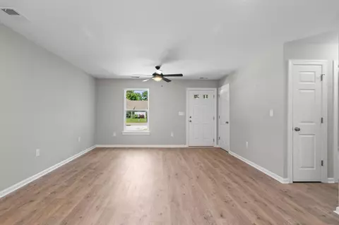 Living - 210 Nu-shell St, Georgetown, SC 29440 photo 5 of 5