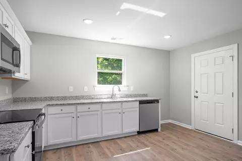 Kitchen - 210 Nu-shell St, Georgetown, SC 29440 photo 3 of 3