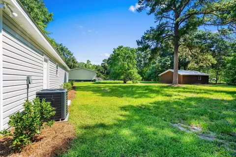 Exterior - 210 Nu-shell St, Georgetown, SC 29440 photo 4 of 8