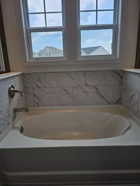 Bath - 170 River Birch Dr, Loris, SC 29569 photo 4 of 7