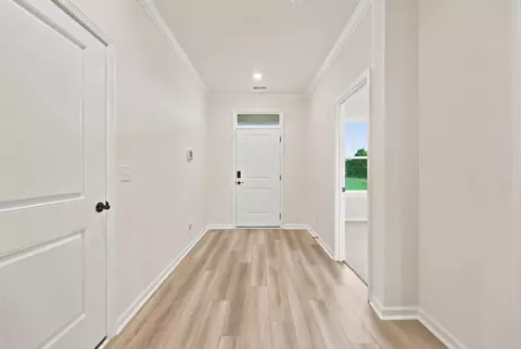 Entry Way - 113 Cascade Dr, Conway, SC 29527 photo 2 of 4