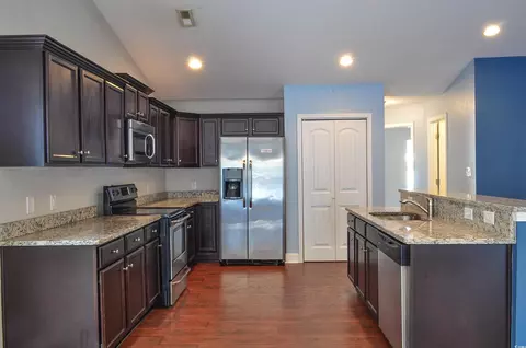 Kitchen - 528 Shea Loop, Myrtle Beach, SC 29588 photo 2 of 4