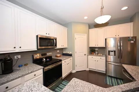 Kitchen - 512 Carrick Loop, Longs, SC 29568 photo 5 of 6