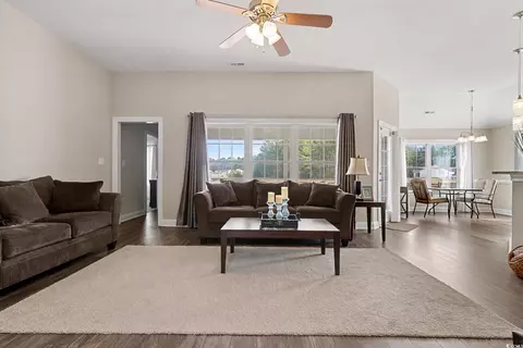 292 Macarthur Dr, Conway, SC 29527 photo 5
