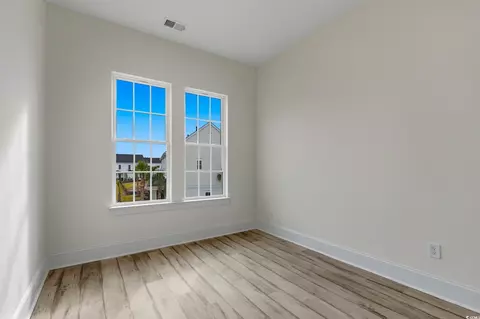 Bedroom - 965 Hackler St #D, Myrtle Beach, SC 29577 photo 4 of 4