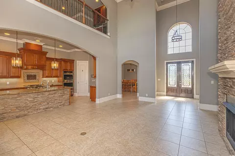 Living - 5208 Nightingale Dr, Myrtle Beach, SC 29577 photo 5 of 8