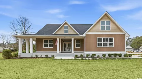 214 Carolina Dr, Loris, SC 29569