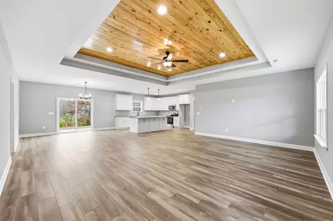 Living - 7877 E Highway 19, Loris, SC 29569 photo 1 of 4