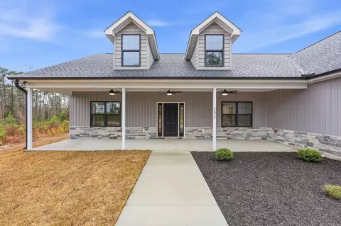 Exterior - 7877 E Highway 19, Loris, SC 29569 photo 4 of 8