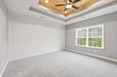 Bedroom - 7877 E Highway 19, Loris, SC 29569 photo 7 of 9