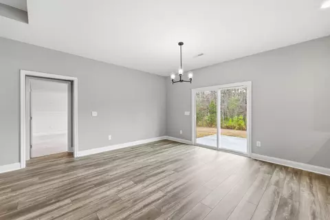 Dining - 7877 E Highway 19, Loris, SC 29569 photo 2 of 2