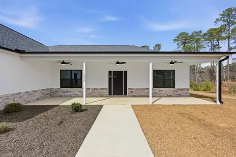 Exterior - 7879 E Highway 19, Loris, SC 29569 photo 5 of 8