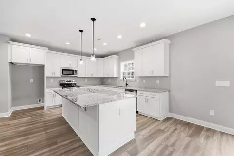 Kitchen - 7879 E Highway 19, Loris, SC 29569 photo 1 of 2