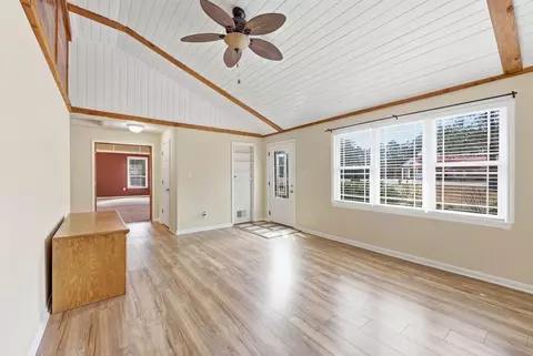 Living - 20338 Choppee Rd, Hemingway, SC 29554 photo 1 of 2