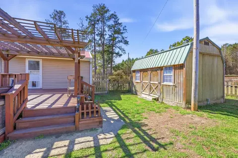 Exterior - 20338 Choppee Rd, Hemingway, SC 29554 photo 3 of 5