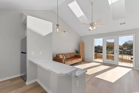 Living - 215 Double Eagle Dr #C-3, Myrtle Beach, SC 29575 photo 1 of 2