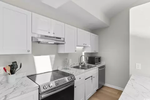 Kitchen - 215 Double Eagle Dr #C-3, Myrtle Beach, SC 29575 photo 1 of 5