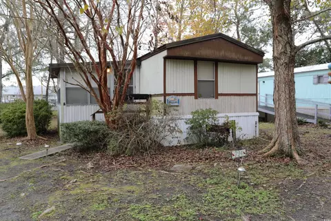 724 1st St, Murrells Inlet, SC 29576