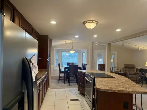 381 Sanddollar Dr, Surfside Beach, SC 29575 photo 2