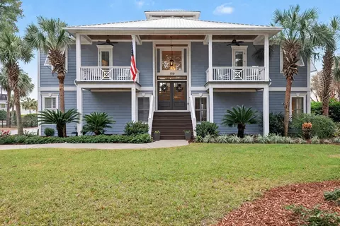 1710 Pond Rd, Murrells Inlet, SC 29576