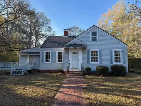 305 E Bamberg St, Latta, SC 29565