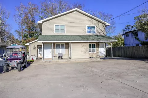 718 Juniper Dr, Surfside Beach, SC 29575