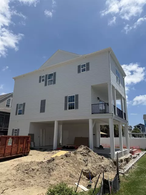 913 S Dogwood Dr S, Surfside Beach, SC 29575