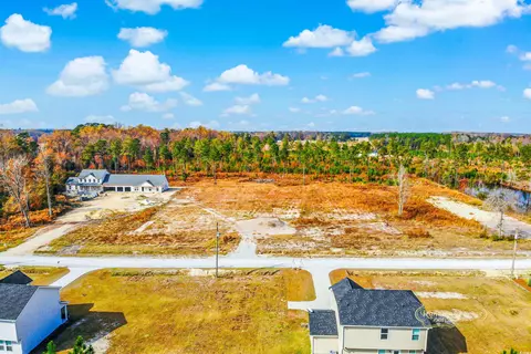 2820 Scarbrough Dr, Loris, SC 29569