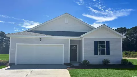 389 Glade Ct, Loris, SC 29569