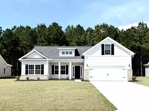 74 Double Pond Dr, Georgetown, SC 29440