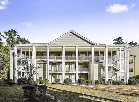 5864 Longwood Dr #304, Murrells Inlet, SC 29576