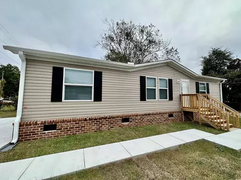 2410 Park St, North Myrtle Beach, SC 29582