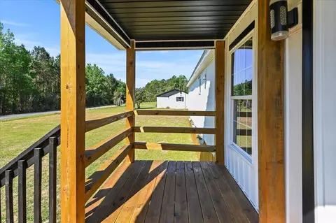 446 Sonny Rd, Gresham, SC 29546 photo 4