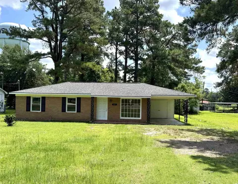 109 S Maple Ave, Andrews, SC 29510