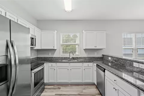 Kitchen - 340 Kiskadee Loop #B, Conway, SC 29526 photo 1 of 3