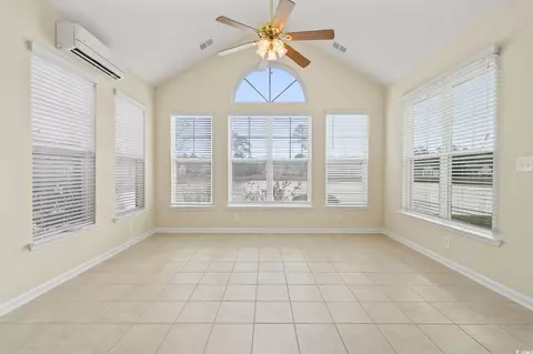 Living - 41 Bear Creek Loop, Murrells Inlet, SC 29576 photo 4 of 5