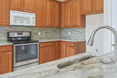 Kitchen - 41 Bear Creek Loop, Murrells Inlet, SC 29576 photo 4 of 6