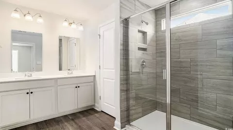 Bath - 756 Doonbeg Ct, Conway, SC 29526 photo 2 of 3