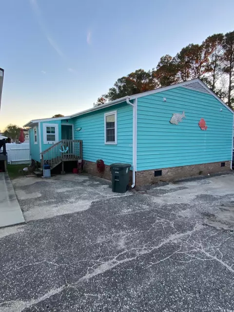 703 3rd Ave S, North Myrtle Beach, SC 29582