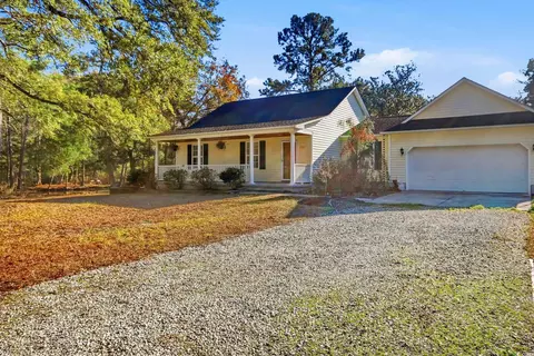 1735 Rice St, Georgetown, SC 29440