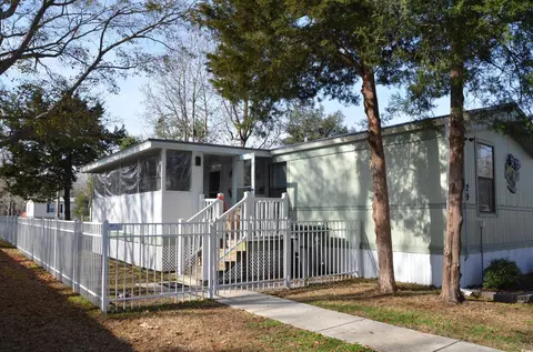 29 Crooked Island Cir, Murrells Inlet, SC 29576