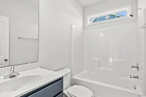 Bath - 64 Double Pond Dr, Georgetown, SC 29440 photo 2 of 2