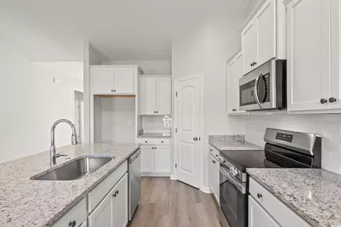 Kitchen - 64 Double Pond Dr, Georgetown, SC 29440 photo 3 of 3