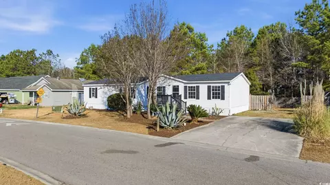 8122 Shady Grove Rd, Myrtle Beach, SC 29588