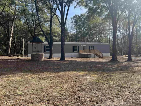 2002 Lee St, Conway, SC 29526