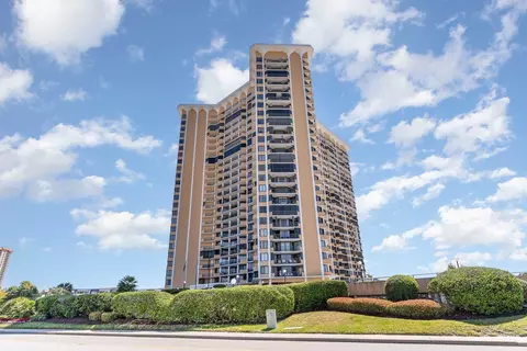 9650 Shore Dr #1802, Myrtle Beach, SC 29572