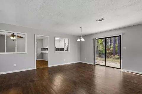 Living - 305 Watson St, Conway, SC 29527 photo 2 of 2