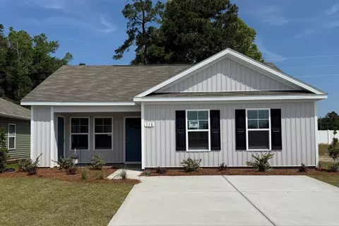 118 Ashworth Dr, Tabor City, NC 28463