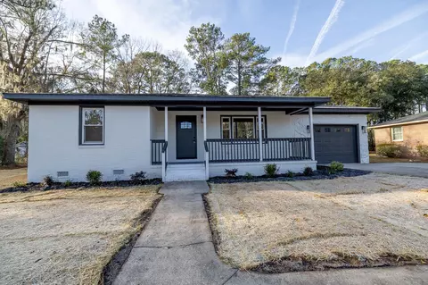 553 Martin Luther King Dr, Pawleys Island, SC 29585