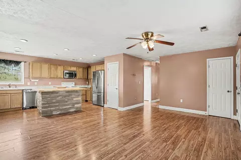 Living - 1897 Heritage Rd, Loris, SC 29569 photo 6 of 6